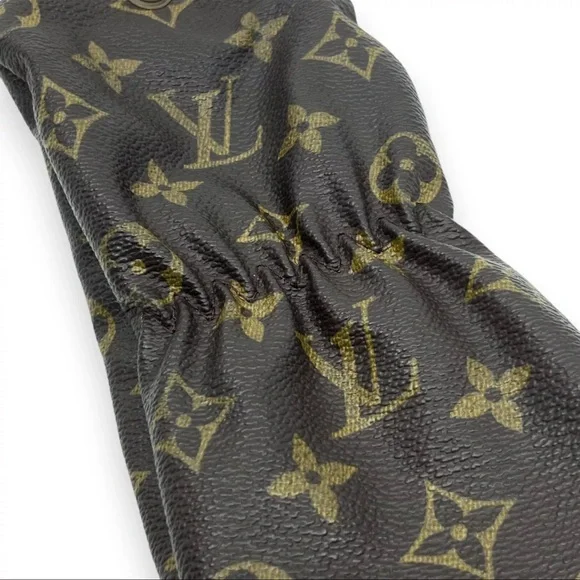 Louis Vuitton LV Golf Club Headcover Pouch Monogram - Picture 9 of 9